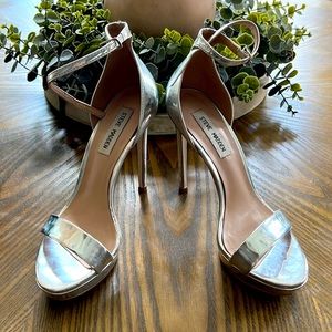 Steve Madden Heel
